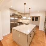 📸 05 - Open Concept Kitchen View.